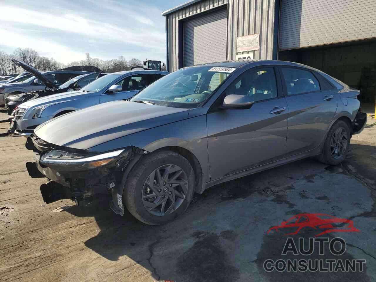 HYUNDAI ELANTRA 2024 - KMHLM4DG6RU808855