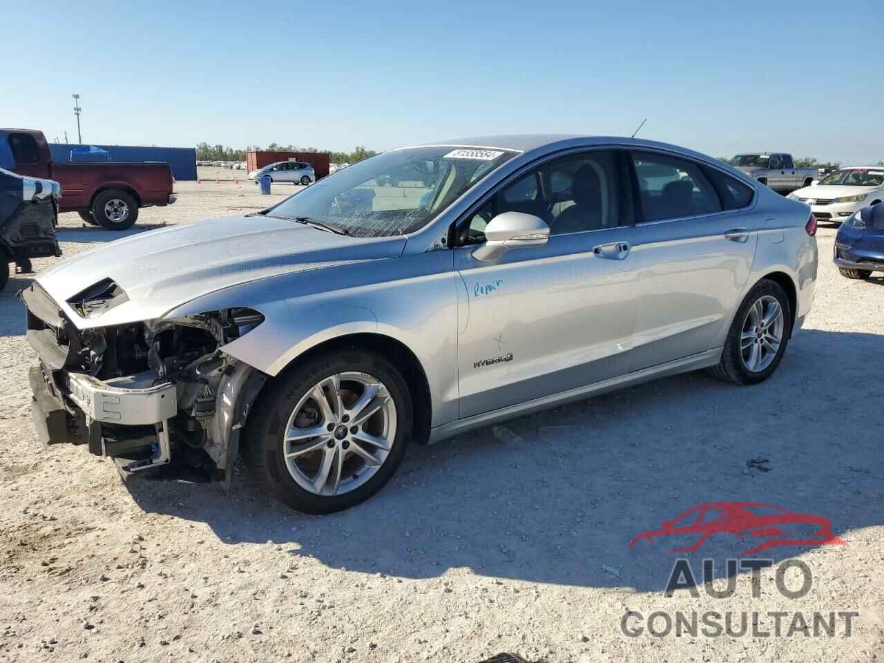 FORD FUSION 2018 - 3FA6P0LU3JR152401