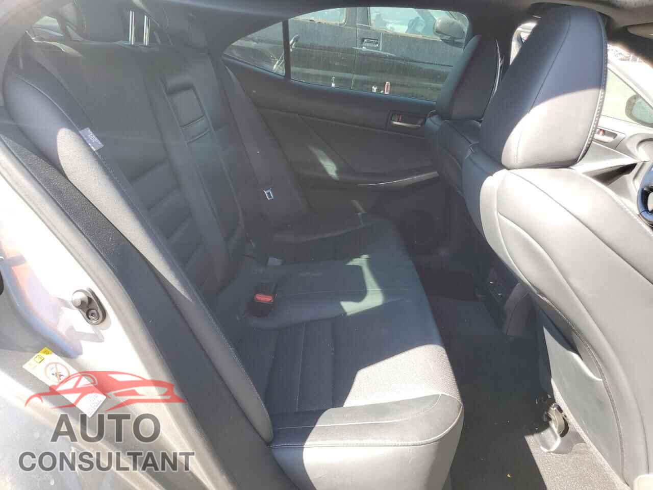 LEXUS IS 2017 - JTHBE1D26H5029107