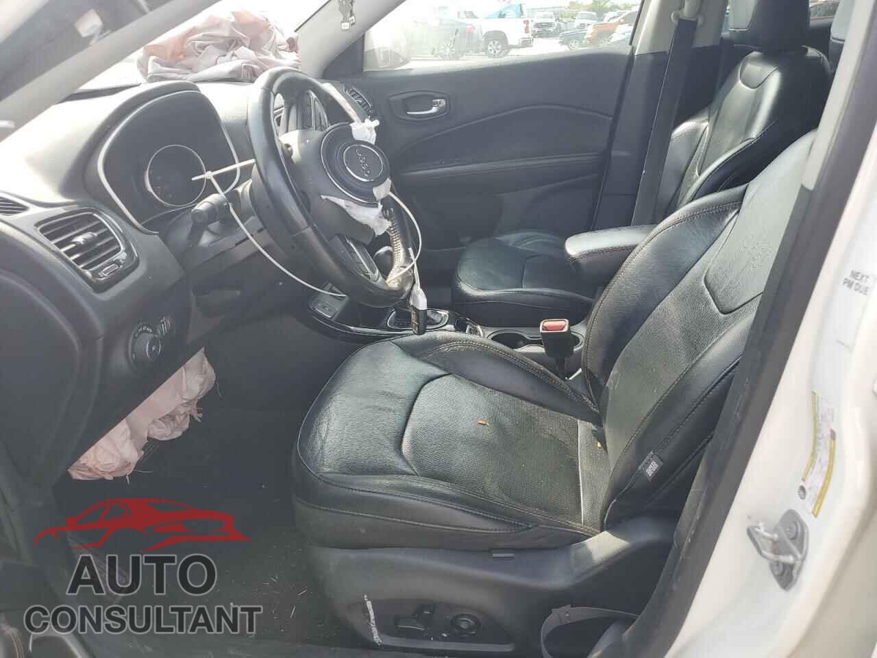 JEEP COMPASS 2019 - 3C4NJCCB3KT814814