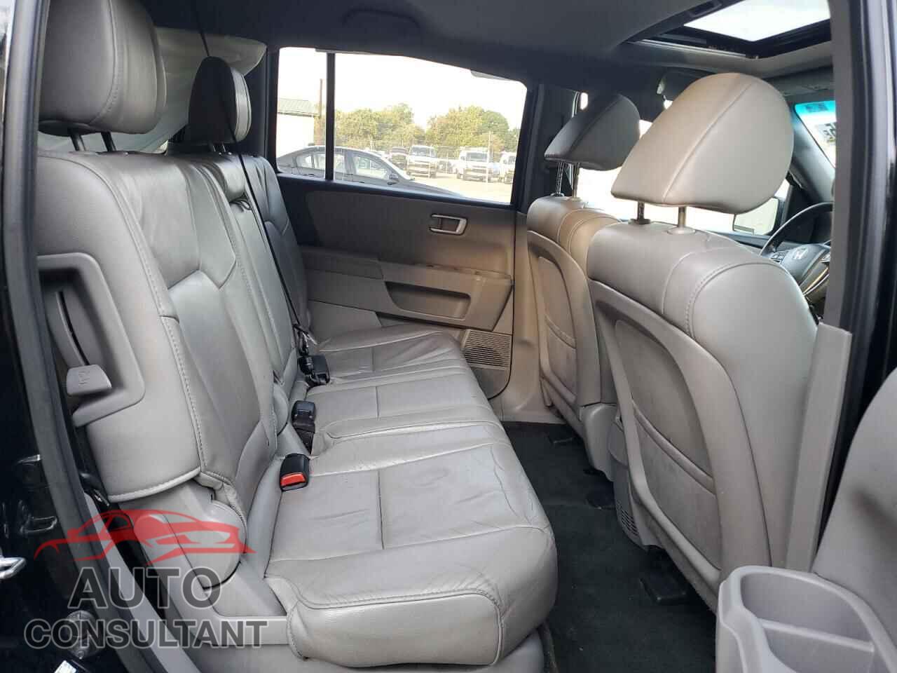 HONDA PILOT 2014 - 5FNYF4H54EB057268