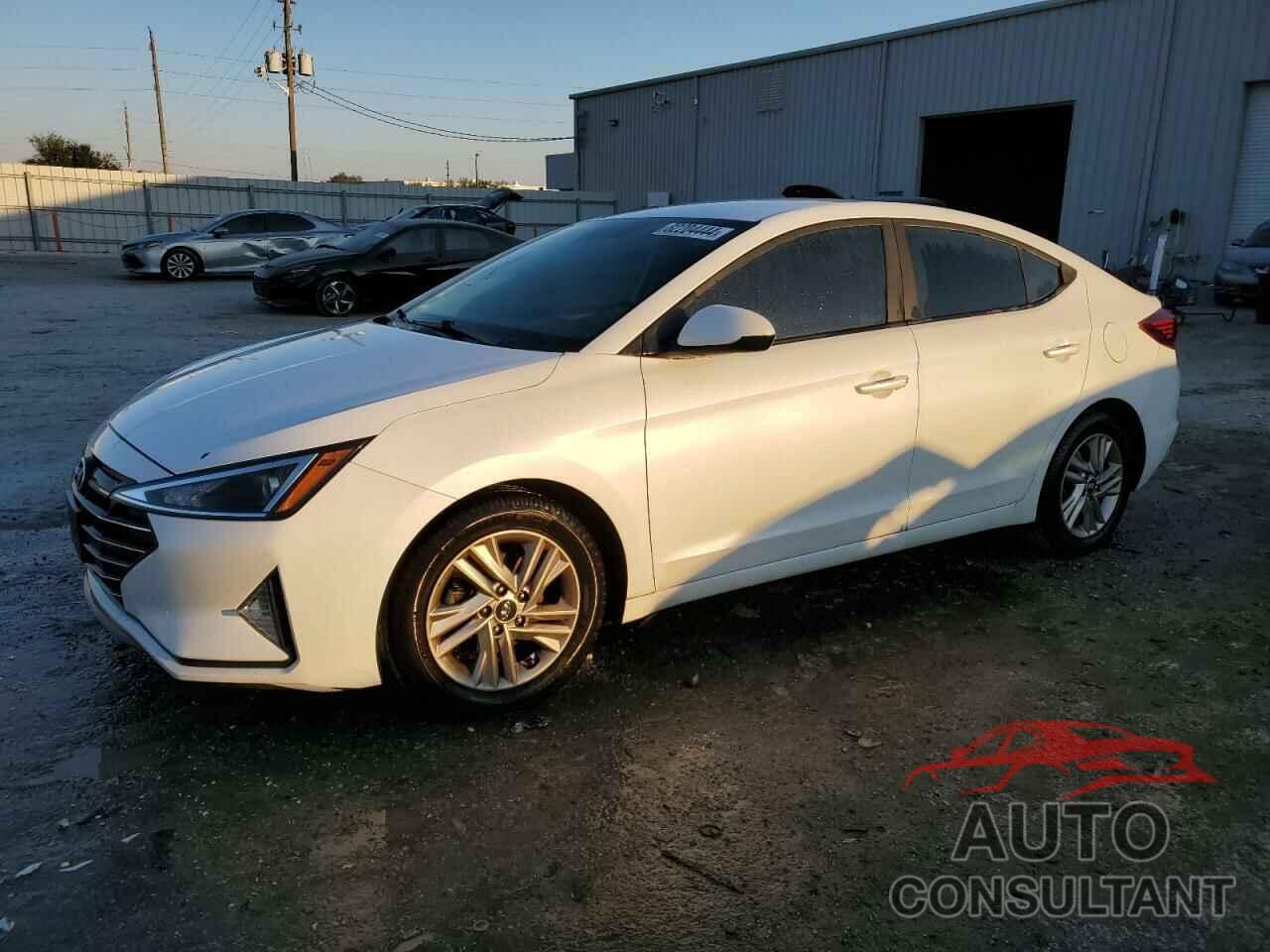 HYUNDAI ELANTRA 2020 - 5NPD84LF0LH514603