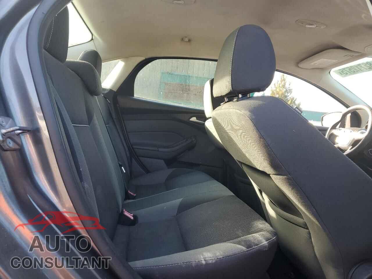 FORD FOCUS 2014 - 1FADP3F29EL288037