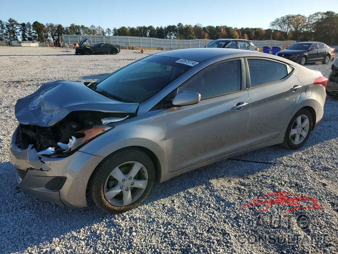 HYUNDAI ELANTRA 2013 - KMHDH4AE5DU726586