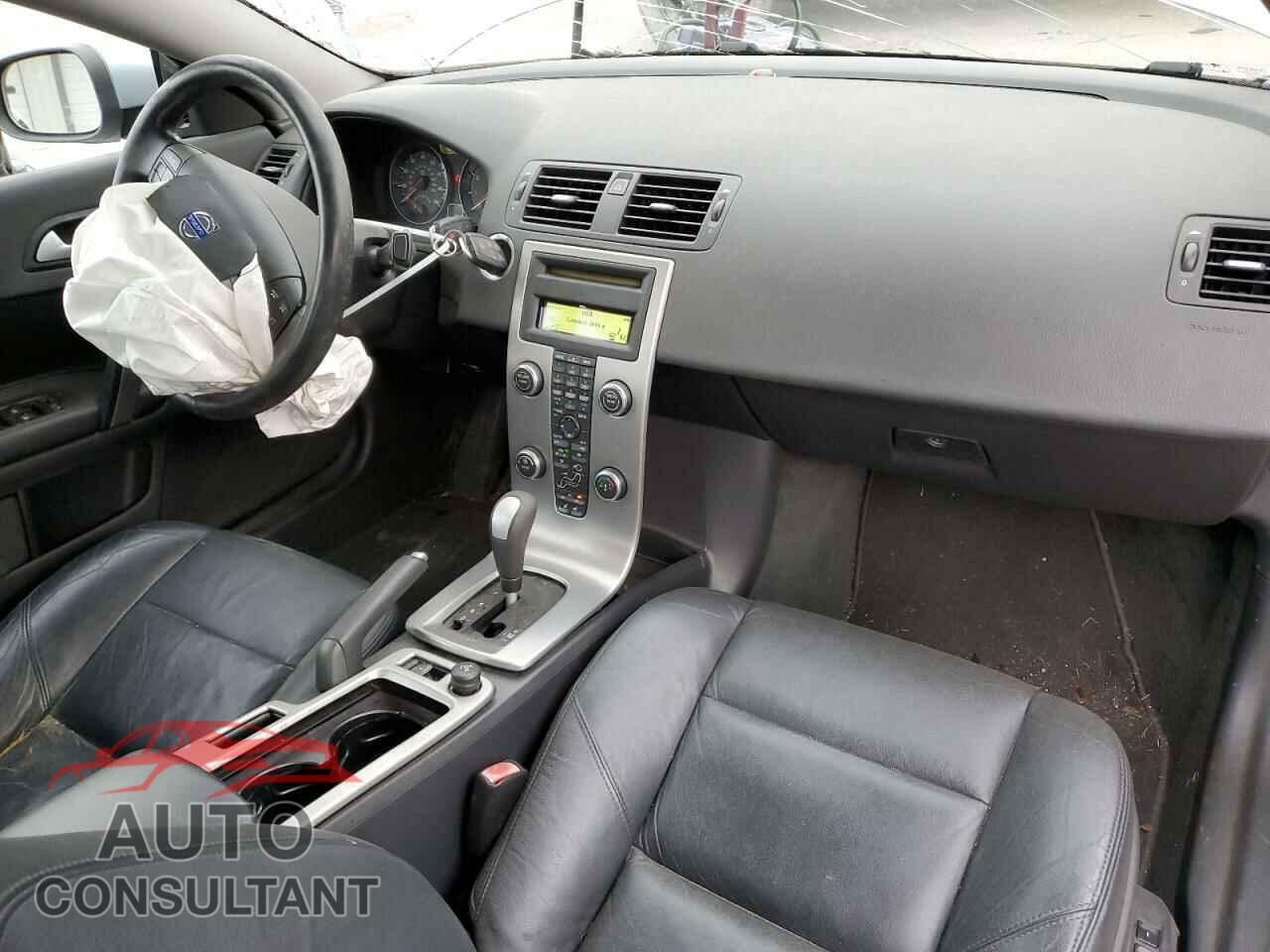 VOLVO C70 2010 - YV1672MC9AJ094357