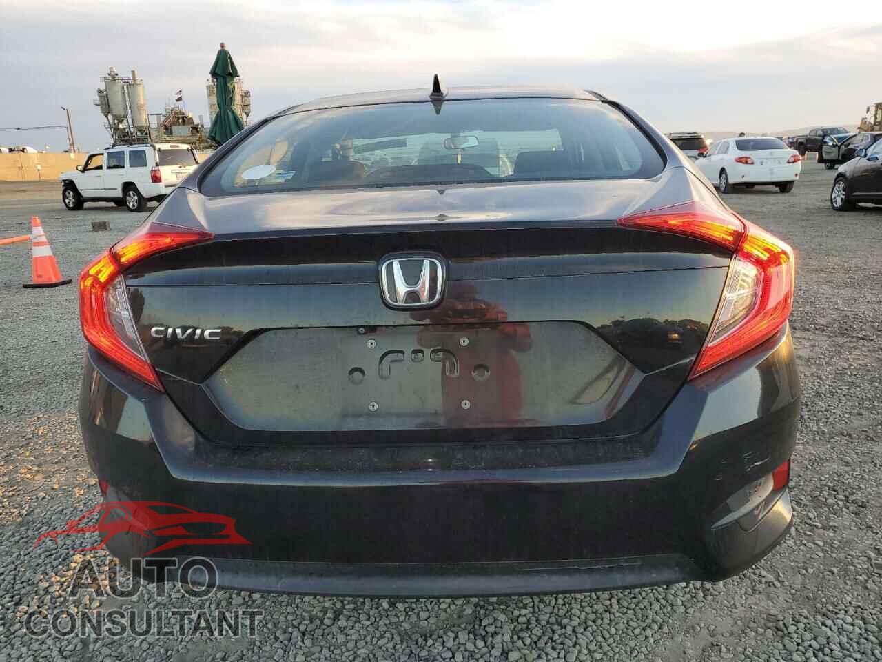 HONDA CIVIC 2017 - 2HGFC2F77HH550077
