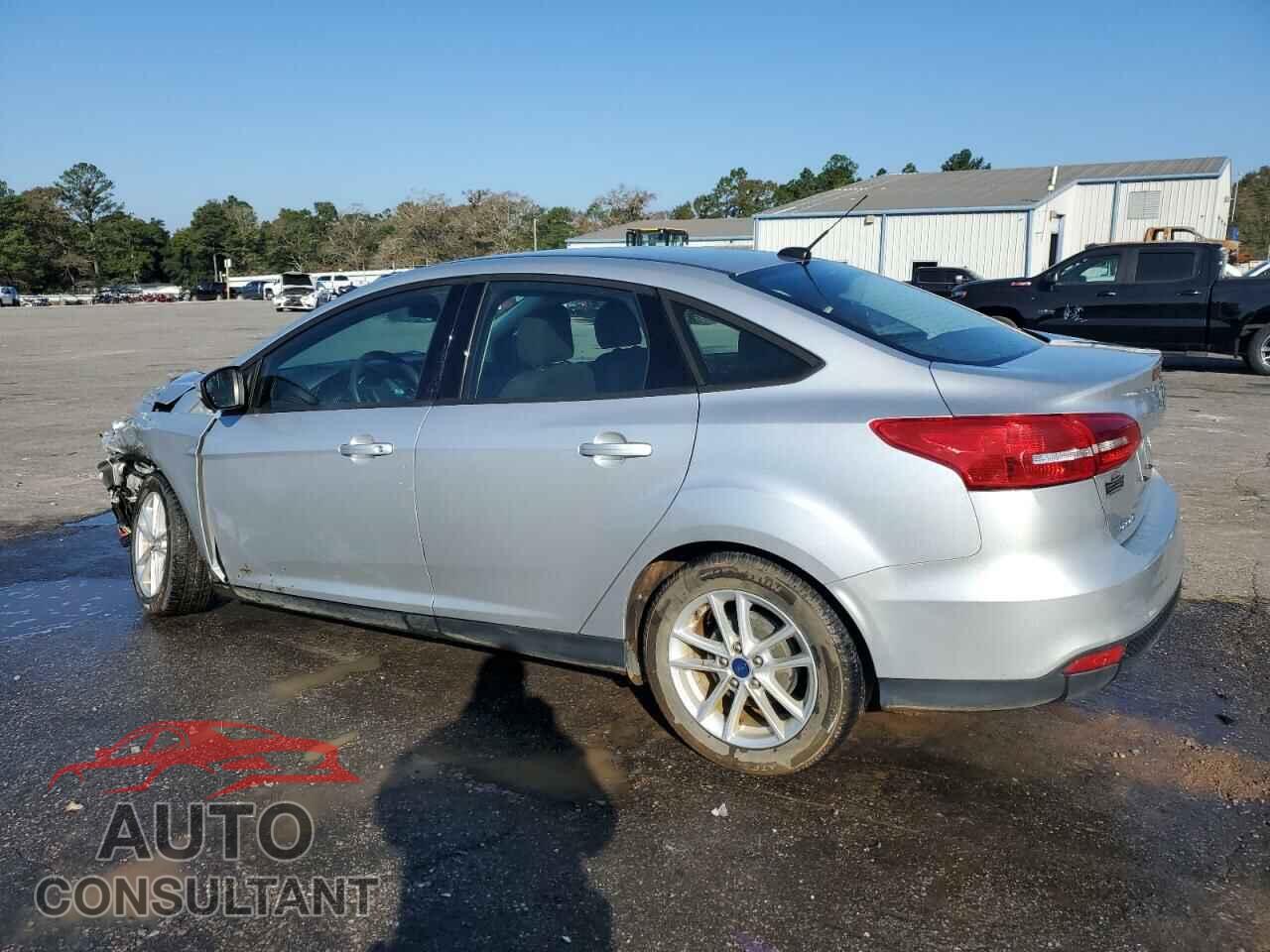 FORD FOCUS 2017 - 1FADP3F28HL315779