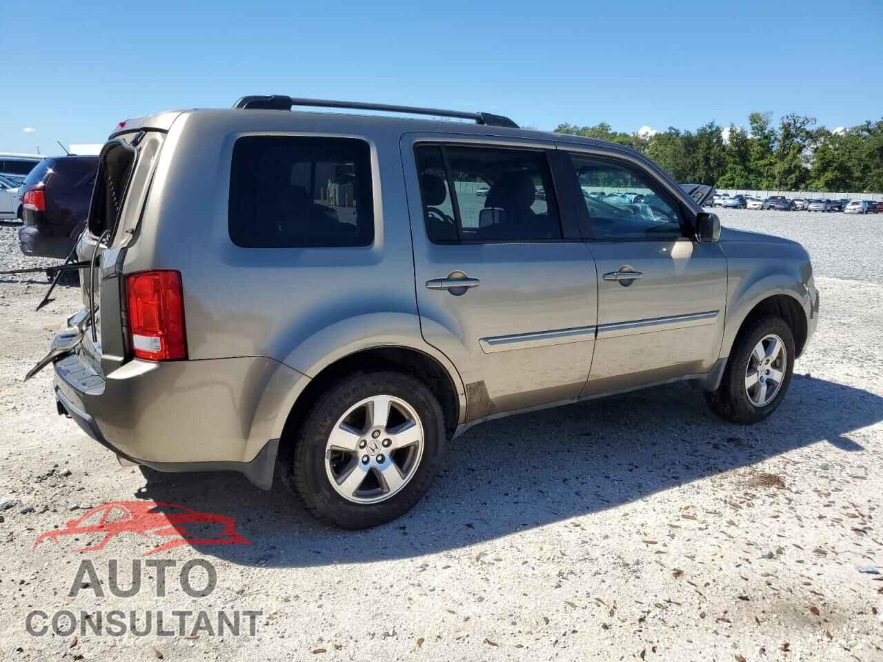 HONDA PILOT 2011 - 5FNYF3H48BB009253
