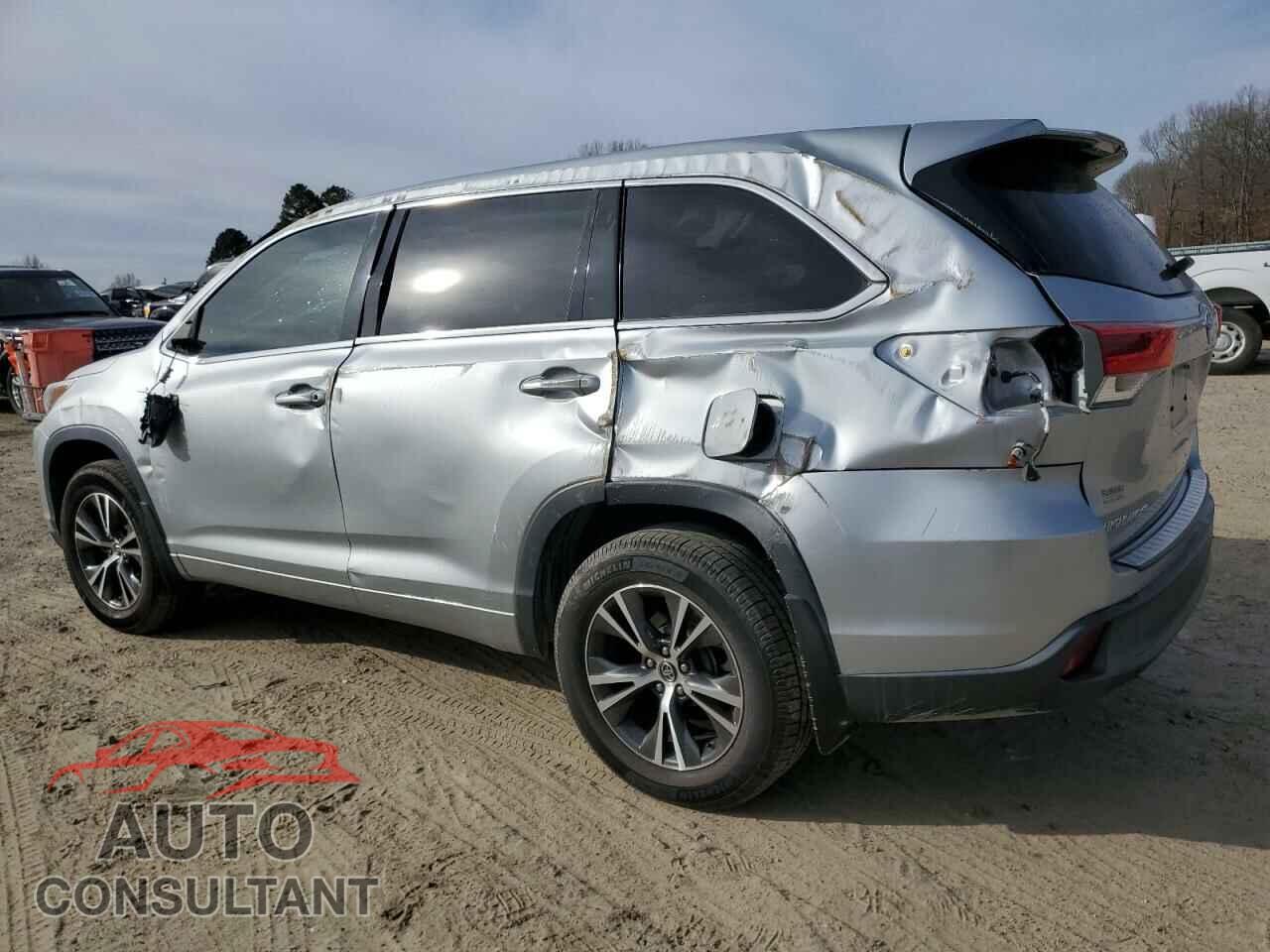 TOYOTA HIGHLANDER 2017 - 5TDZZRFH4HS203500