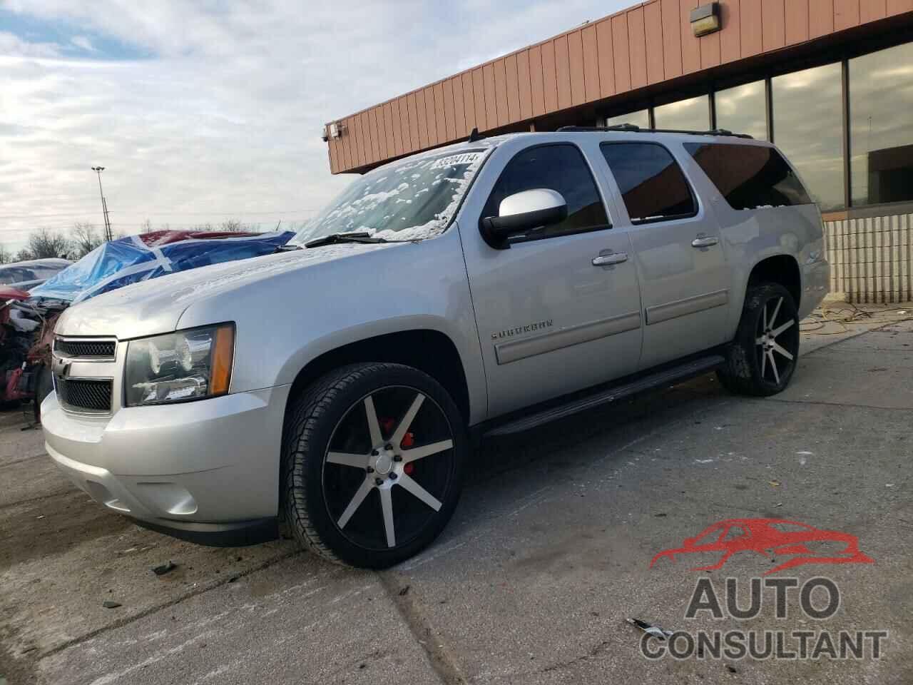 CHEVROLET SUBURBAN 2013 - 1GNSKJE77DR245000