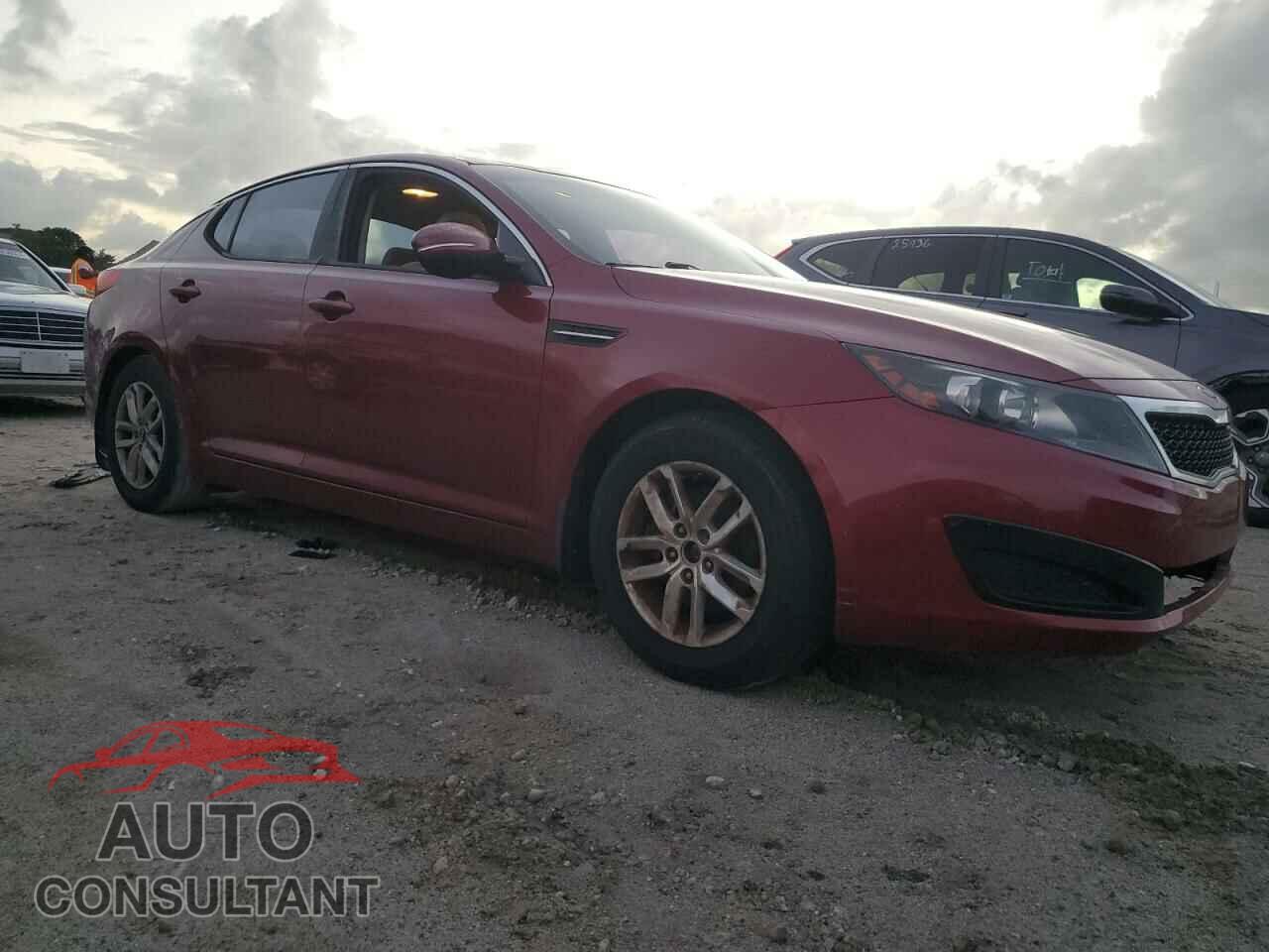 KIA OPTIMA 2011 - KNAGM4A74B5183993