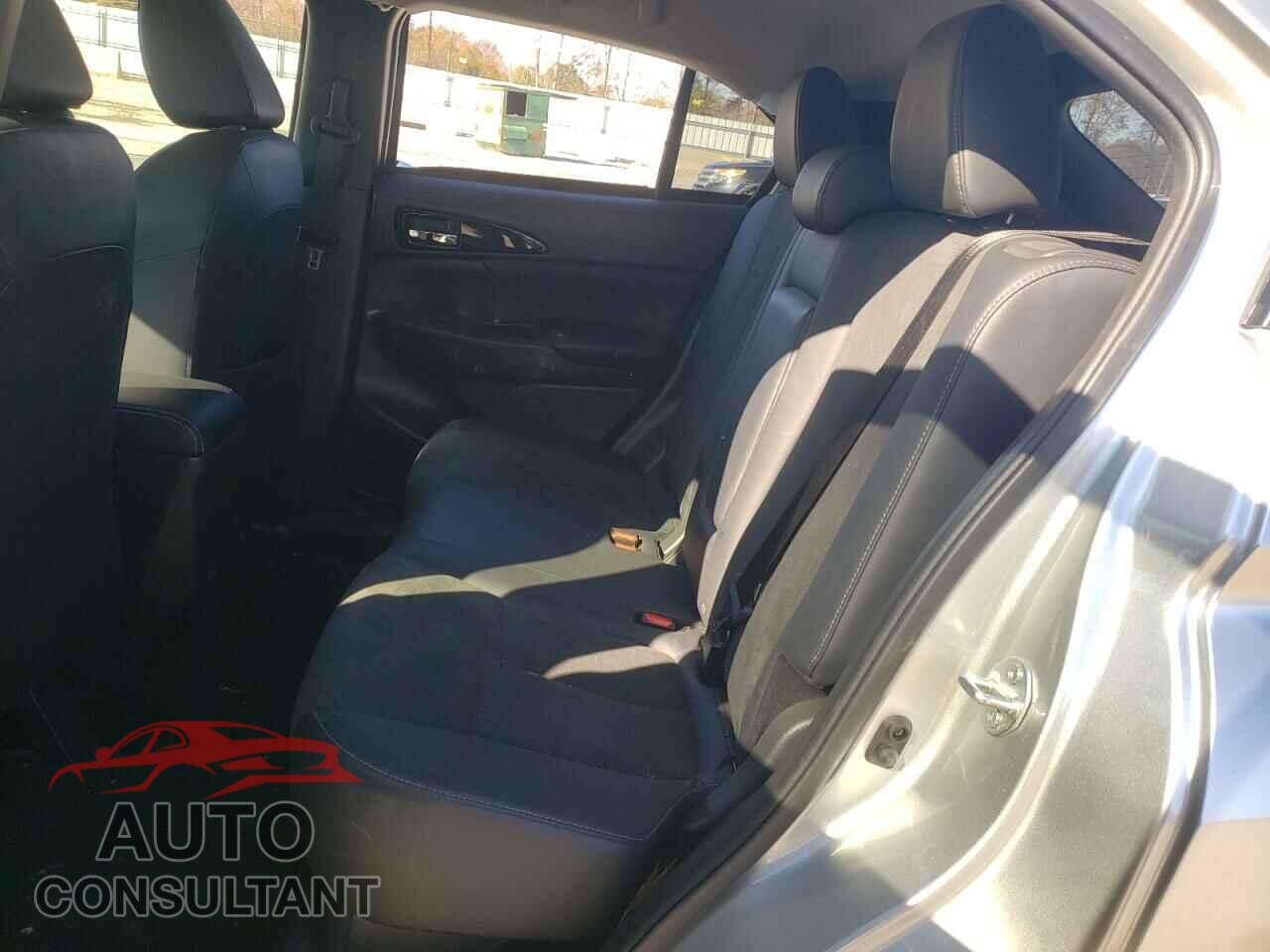 MITSUBISHI ECLIPSE 2024 - JA4ATWAA5RZ034587