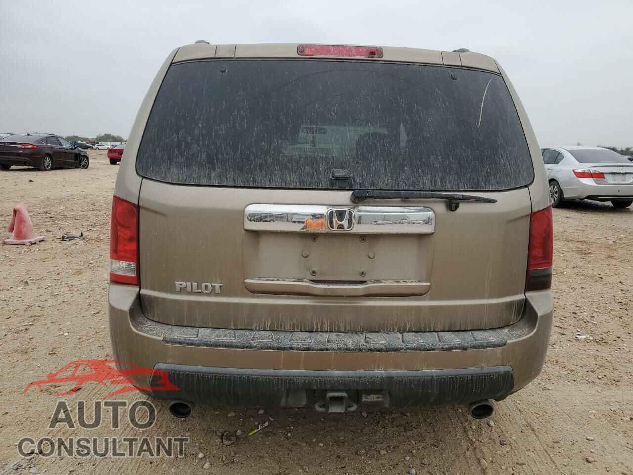 HONDA PILOT 2009 - 5FNYF38409B013825