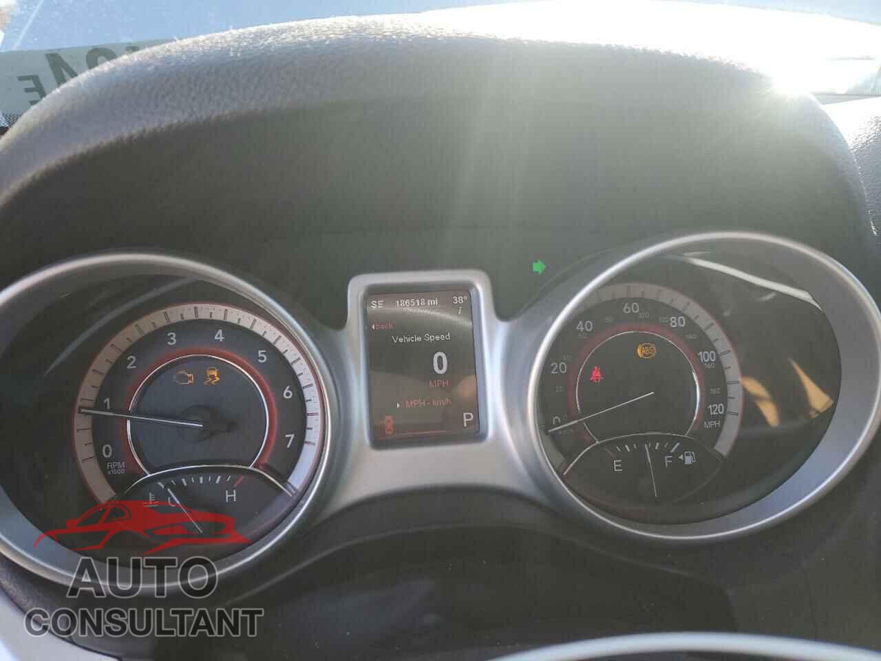 DODGE JOURNEY 2012 - 3C4PDCBG5CT271075