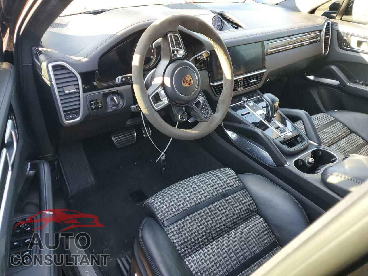 PORSCHE CAYENNE 2020 - WP1BF2AY3LDA65461