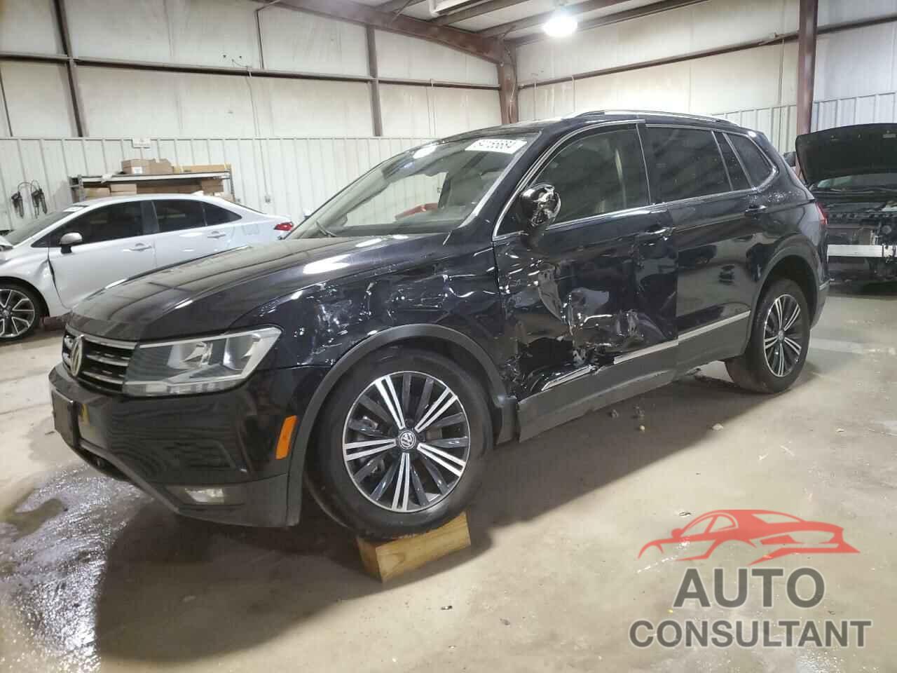 VOLKSWAGEN TIGUAN 2019 - 3VV3B7AX4KM040398