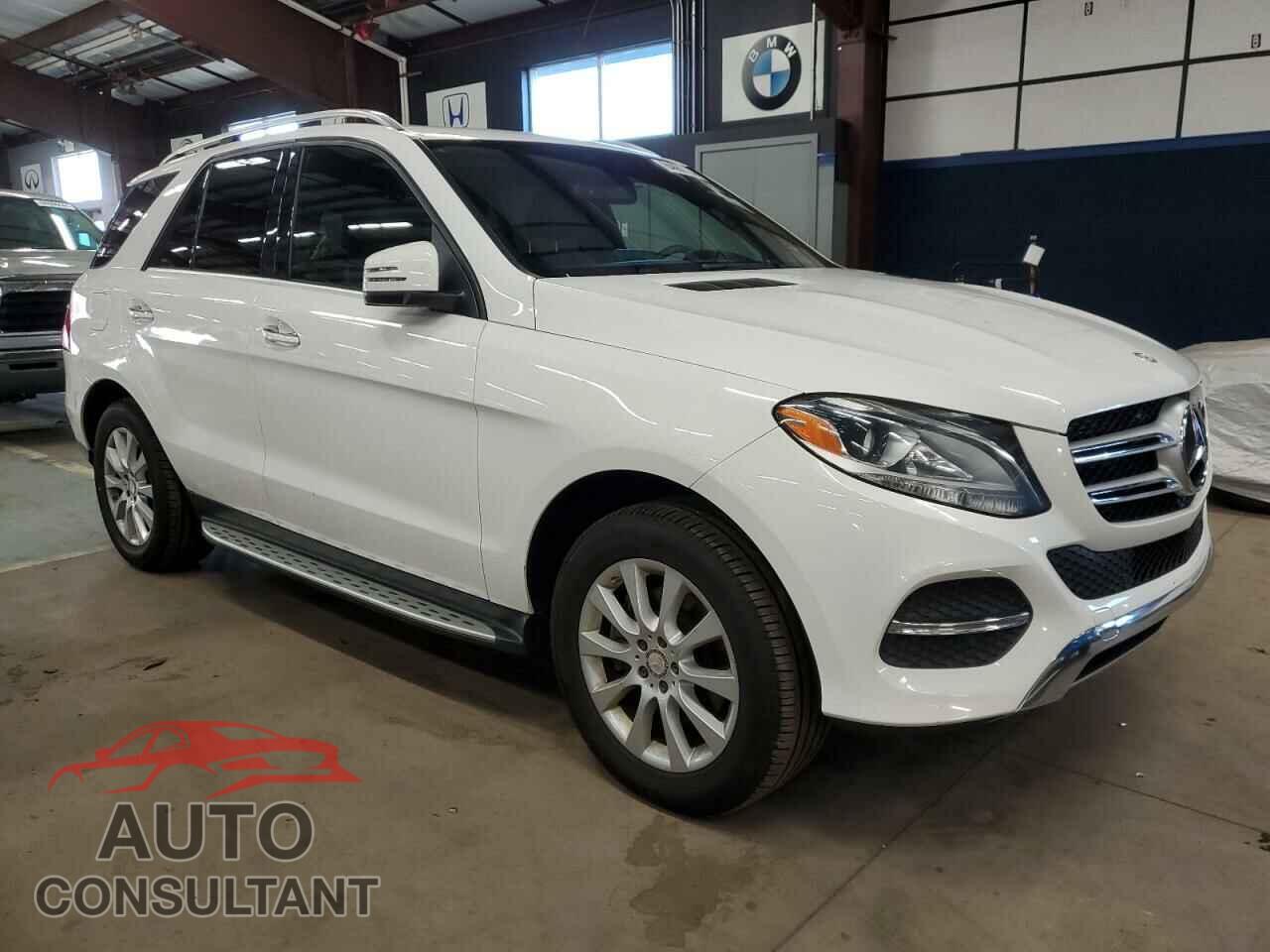 MERCEDES-BENZ GLE-CLASS 2016 - 4JGDA0EB8GA646119