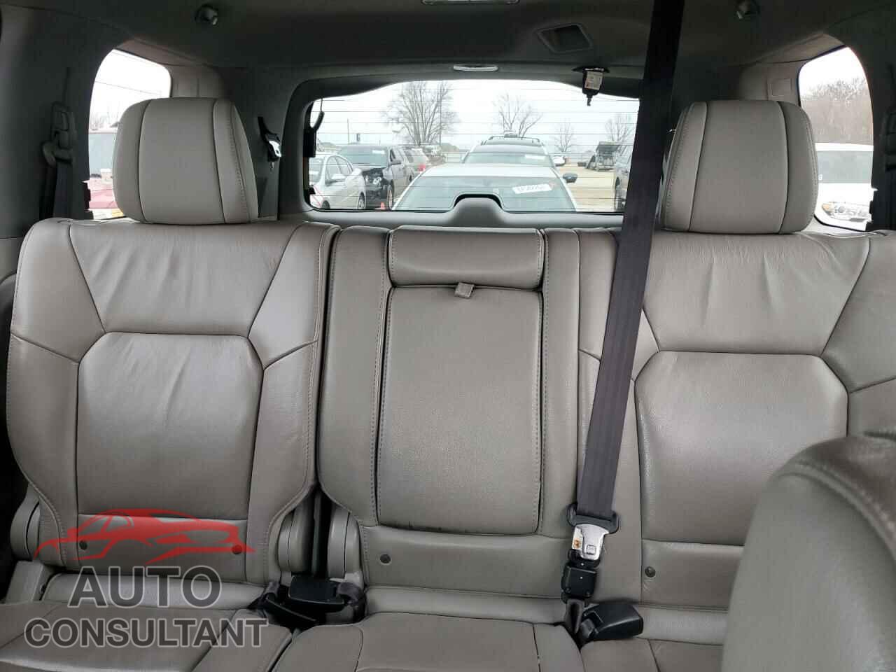HONDA PILOT 2013 - 5FNYF4H59DB033210