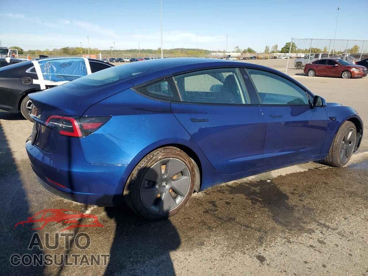 TESLA MODEL 3 2022 - 5YJ3E1EA5NF371010