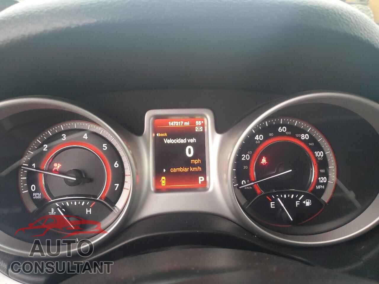 DODGE JOURNEY 2015 - 3C4PDCBB4FT741928