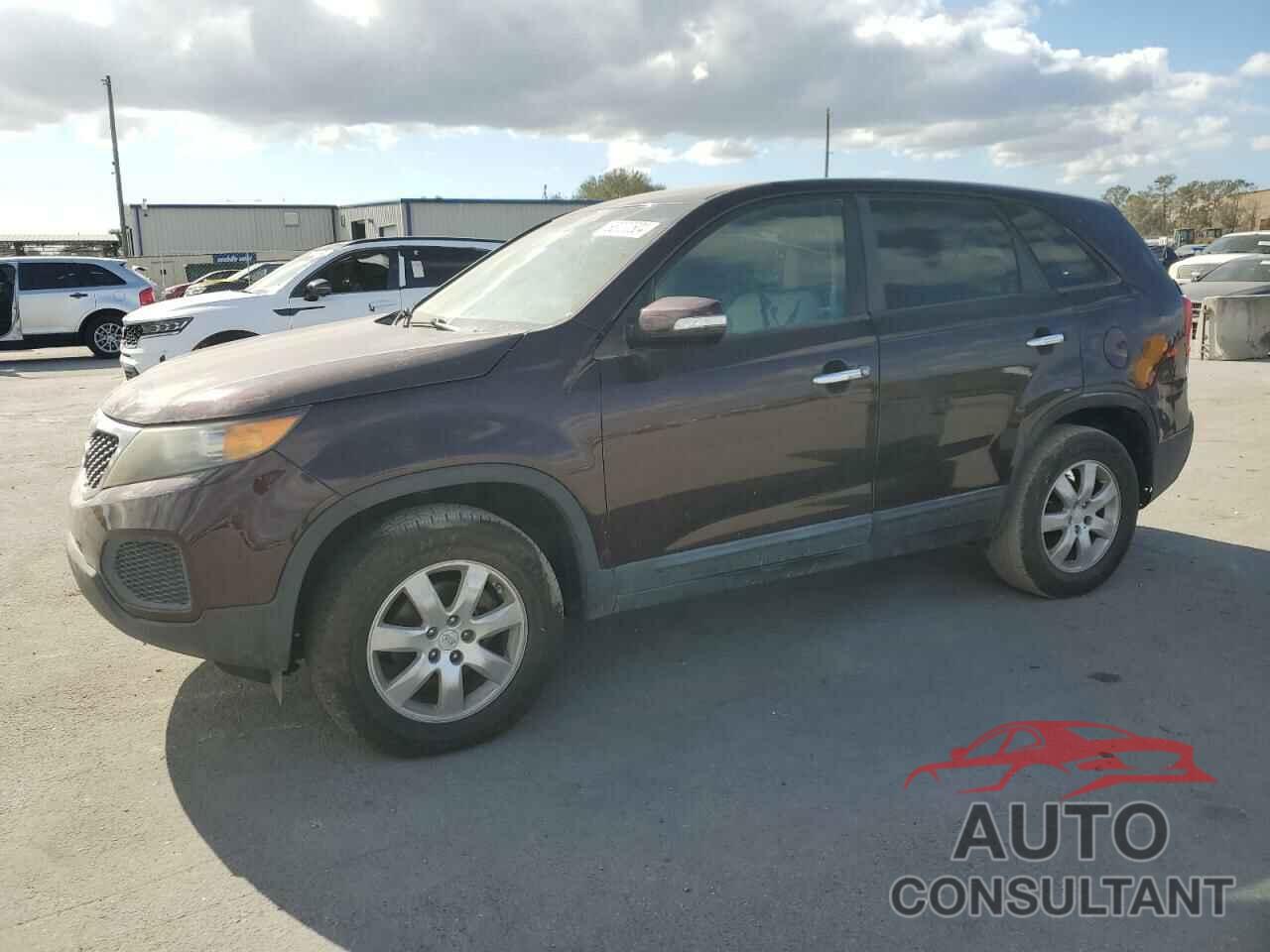 KIA SORENTO 2011 - 5XYKT3A18BG179491