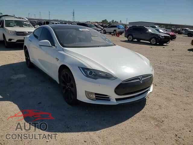 TESLA MODEL S 2015 - 5YJSA1H48FF090026