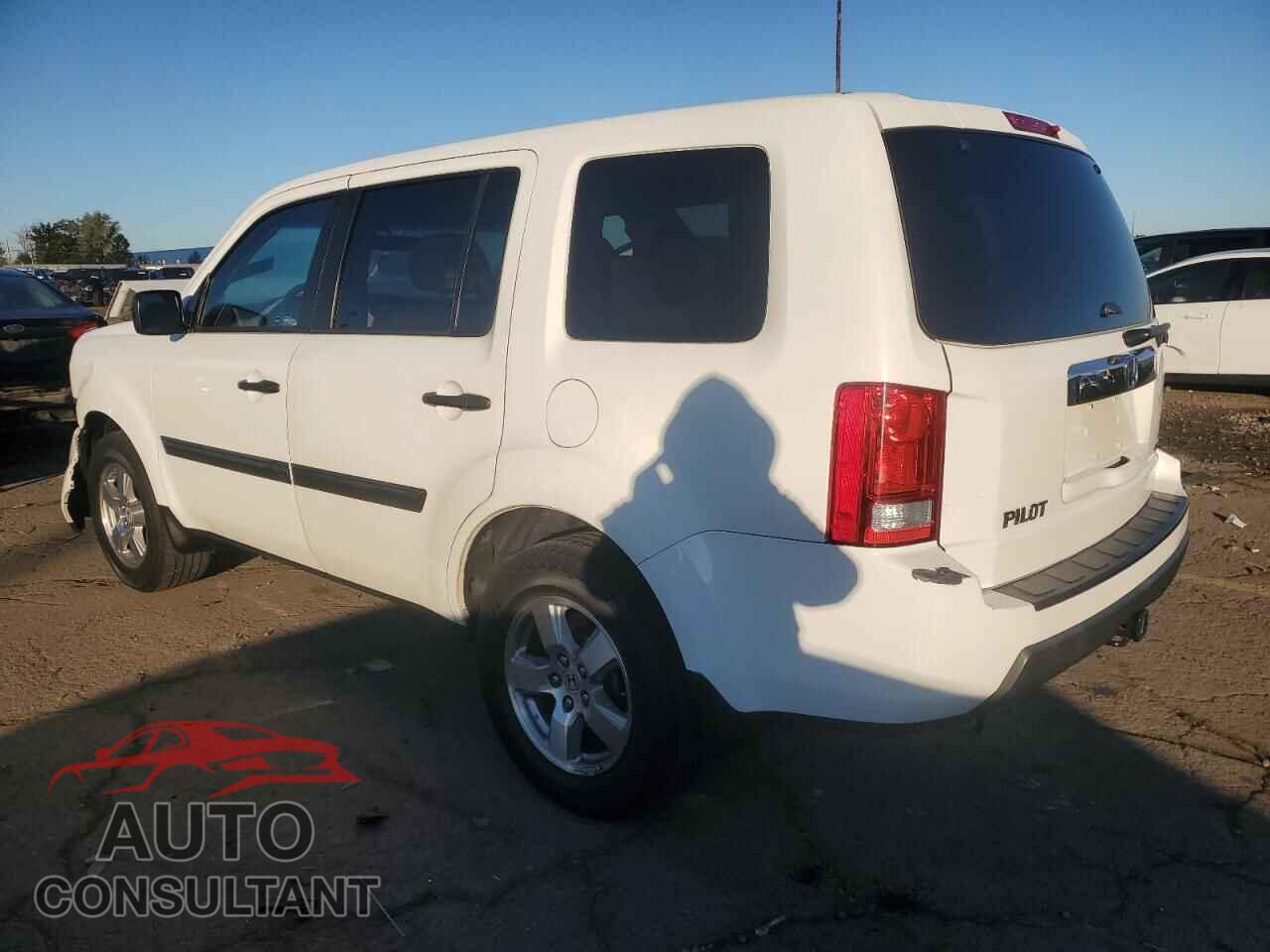 HONDA PILOT 2011 - 5FNYF4H24BB023106