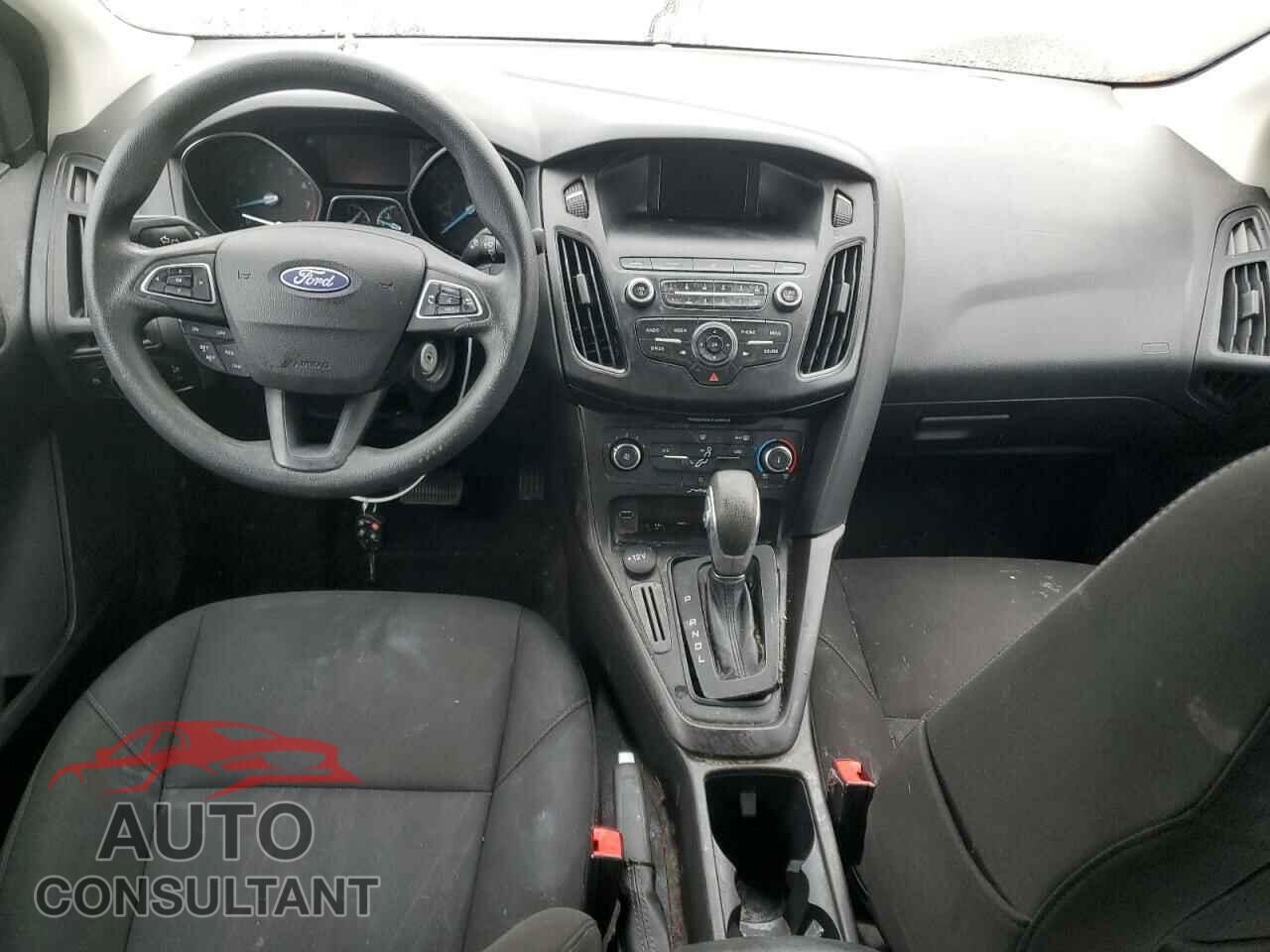 FORD FOCUS 2018 - 1FADP3F20JL267555