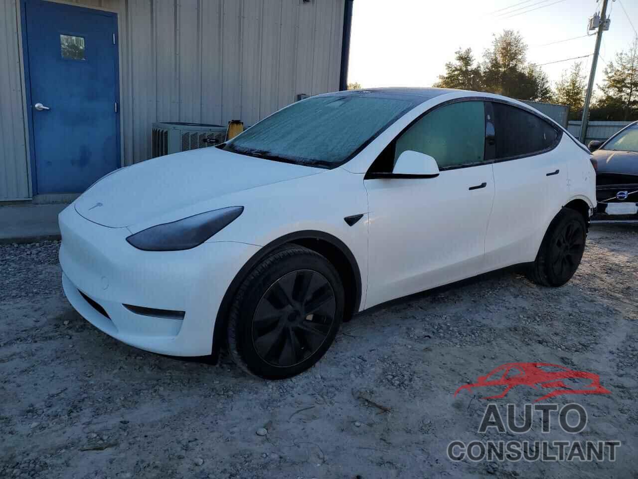 TESLA MODEL Y 2024 - 7SAYGDEE3RA329459