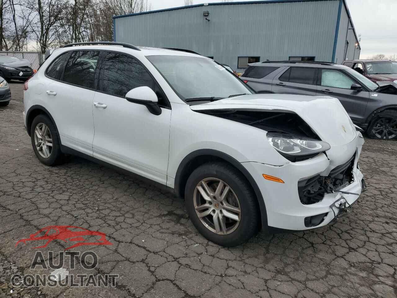 PORSCHE CAYENNE 2016 - WP1AA2A26GLA02047