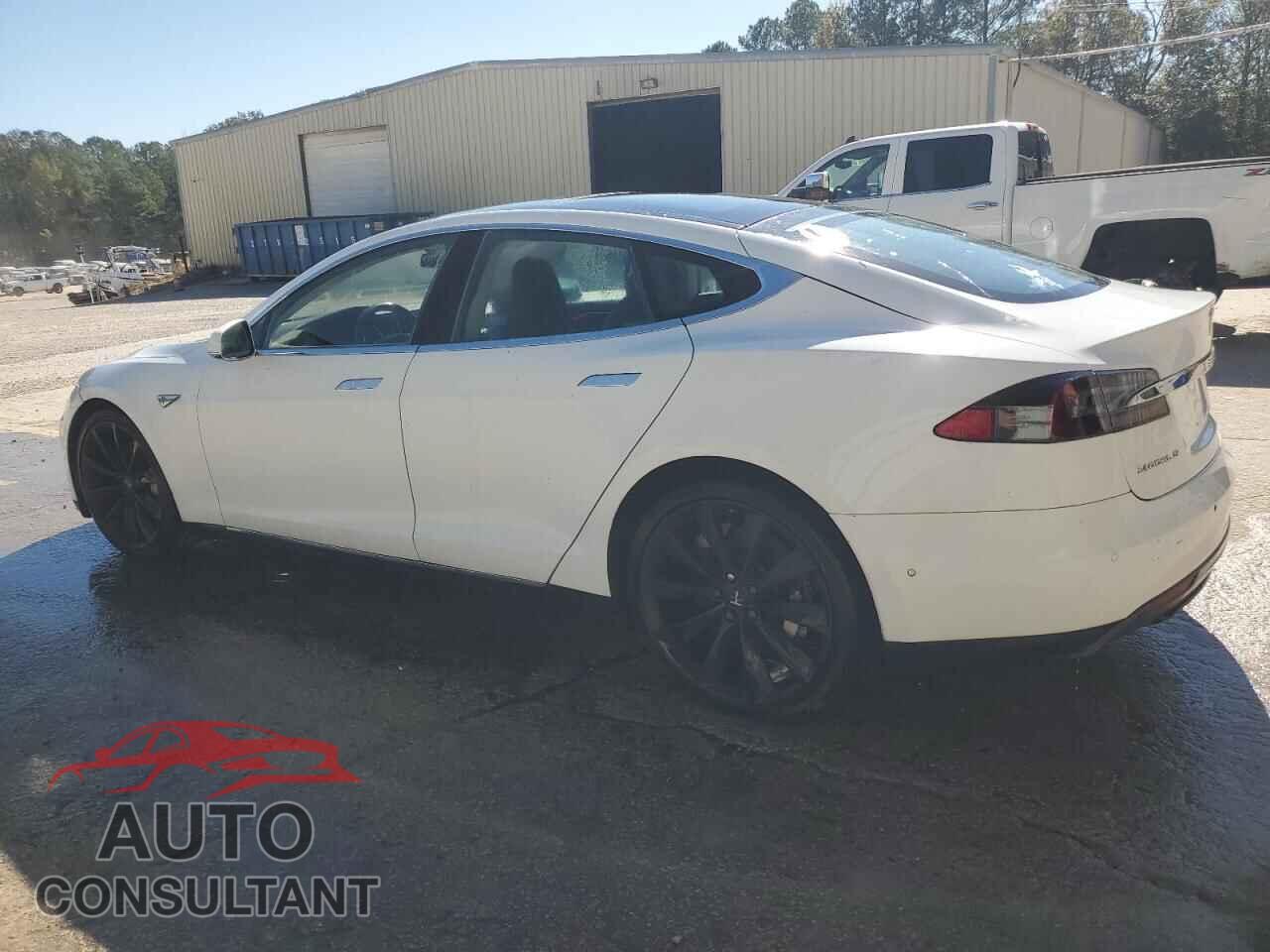 TESLA MODEL S 2015 - 5YJSA1E2XFF115821