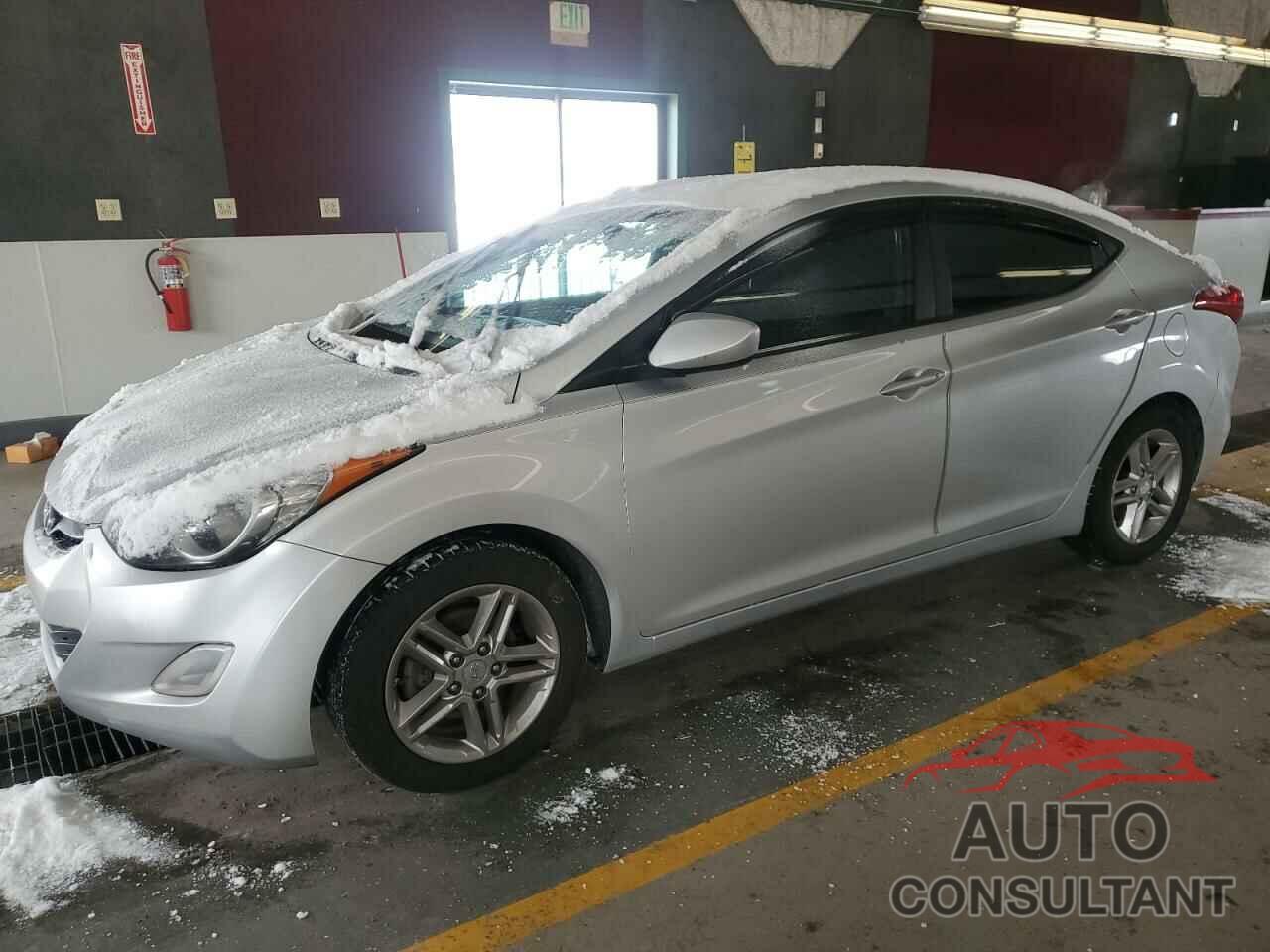 HYUNDAI ELANTRA 2013 - KMHDH4AE8DU660308