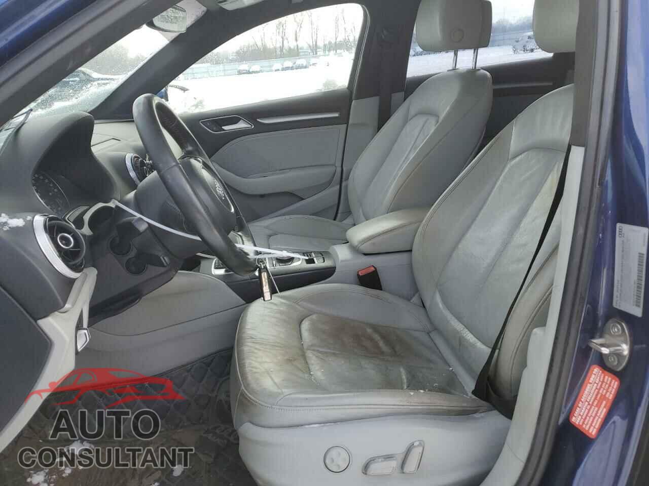 AUDI A3 2016 - WAUA7GFF7G1027850