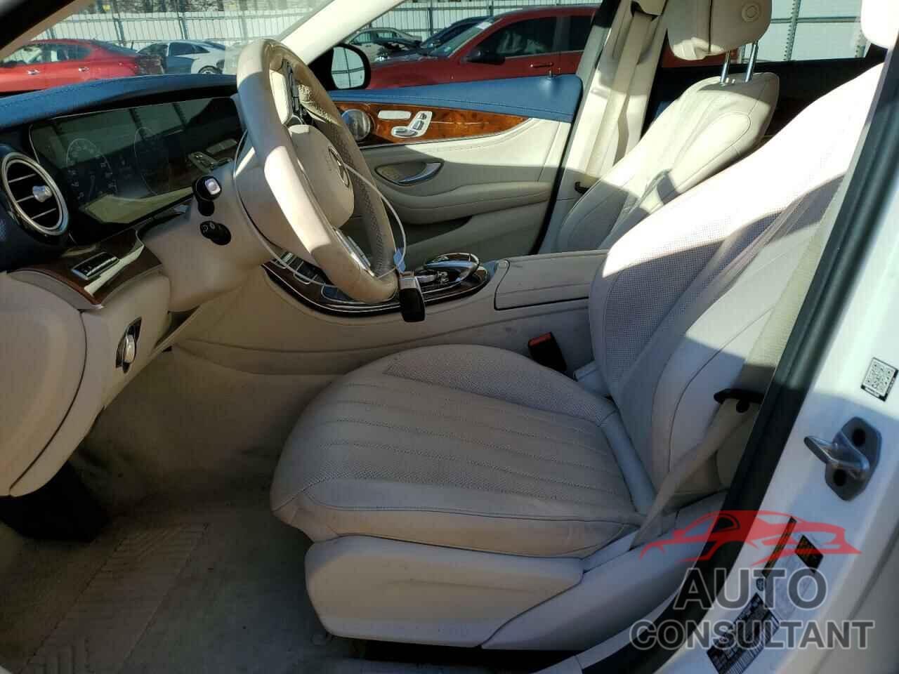 MERCEDES-BENZ E-CLASS 2020 - WDDZH6JB3LA751455