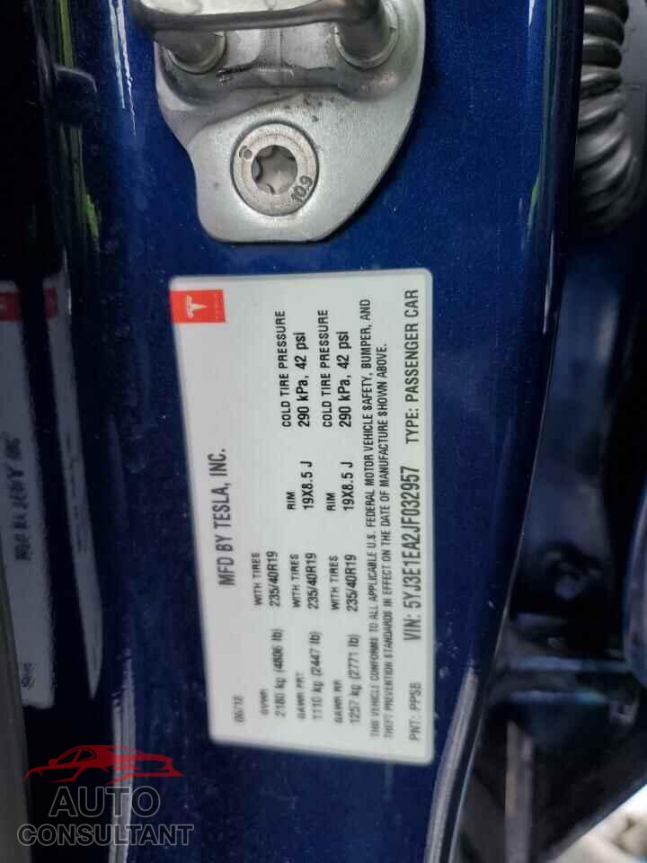 TESLA MODEL 3 2018 - 5YJ3E1EA2JF032957