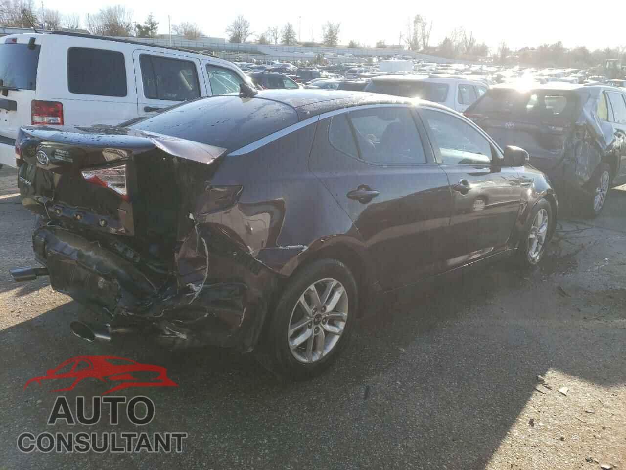 KIA OPTIMA 2011 - KNAGM4A70B5068890