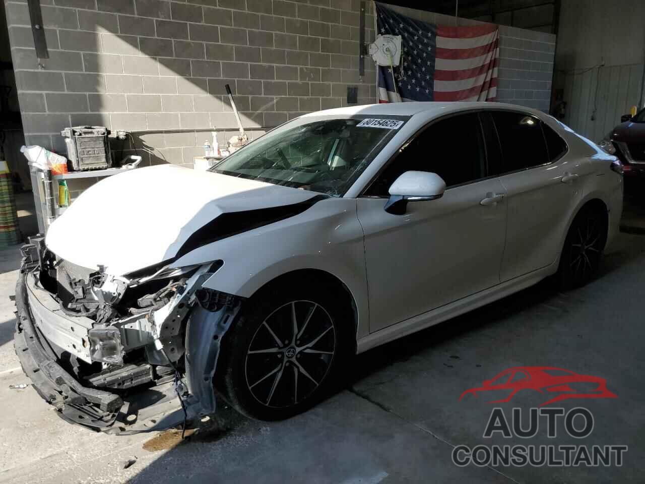 TOYOTA CAMRY 2022 - 4T1G11AK9NU636378