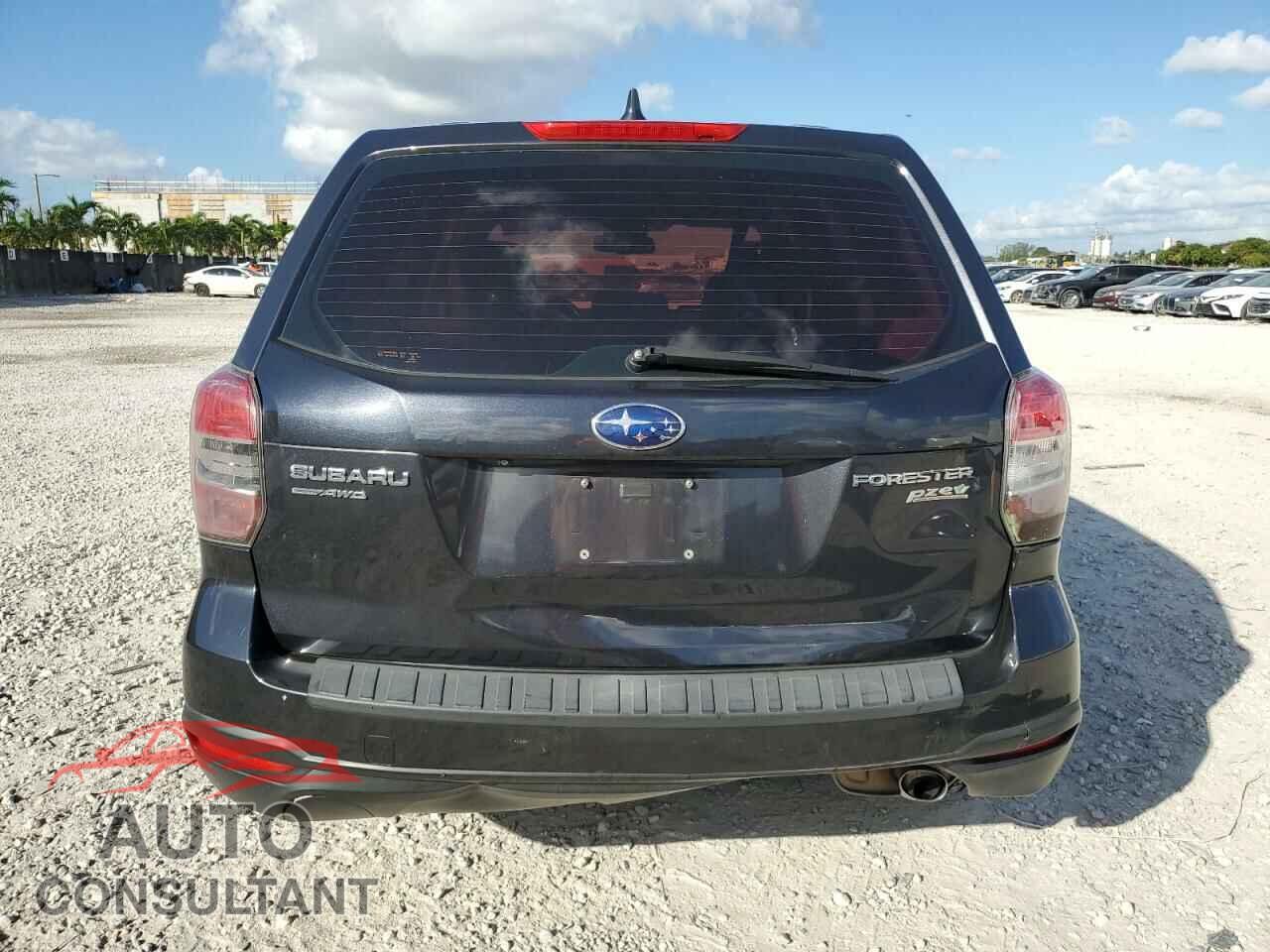 SUBARU FORESTER 2016 - JF2SJAACXGH485572