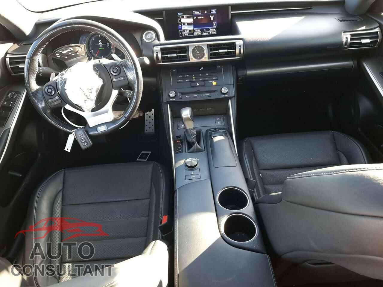 LEXUS IS 2016 - JTHBA1D23G5018768