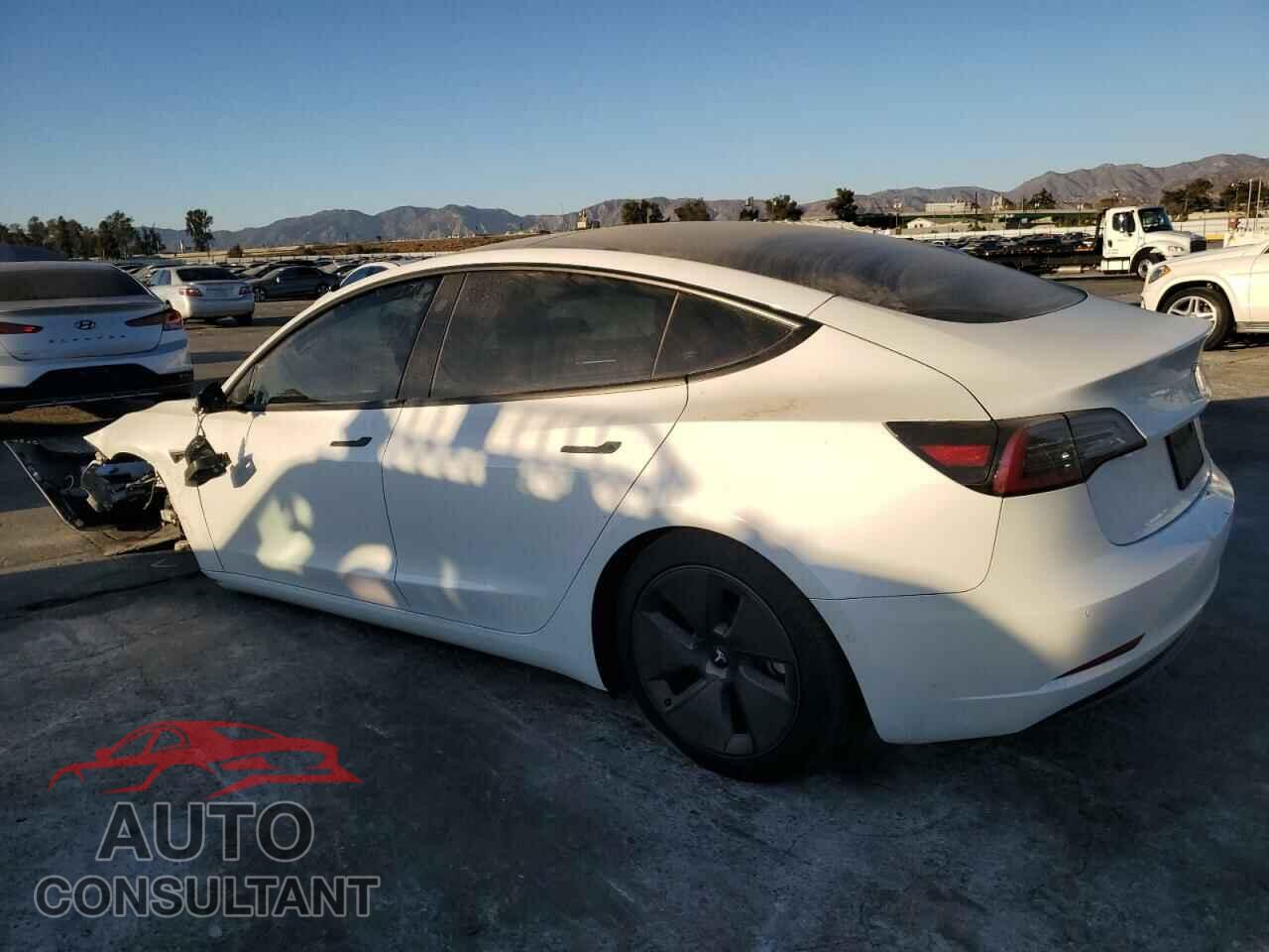 TESLA MODEL 3 2022 - 5YJ3E1EB7NF166877