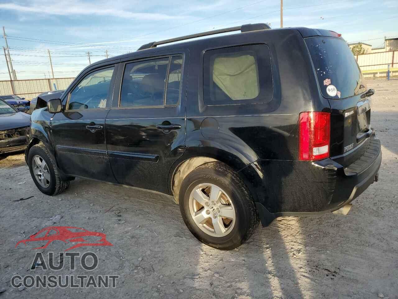 HONDA PILOT 2011 - 5FNYF3H52BB053340