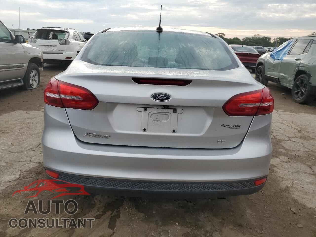 FORD FOCUS 2016 - 1FADP3F23GL365701