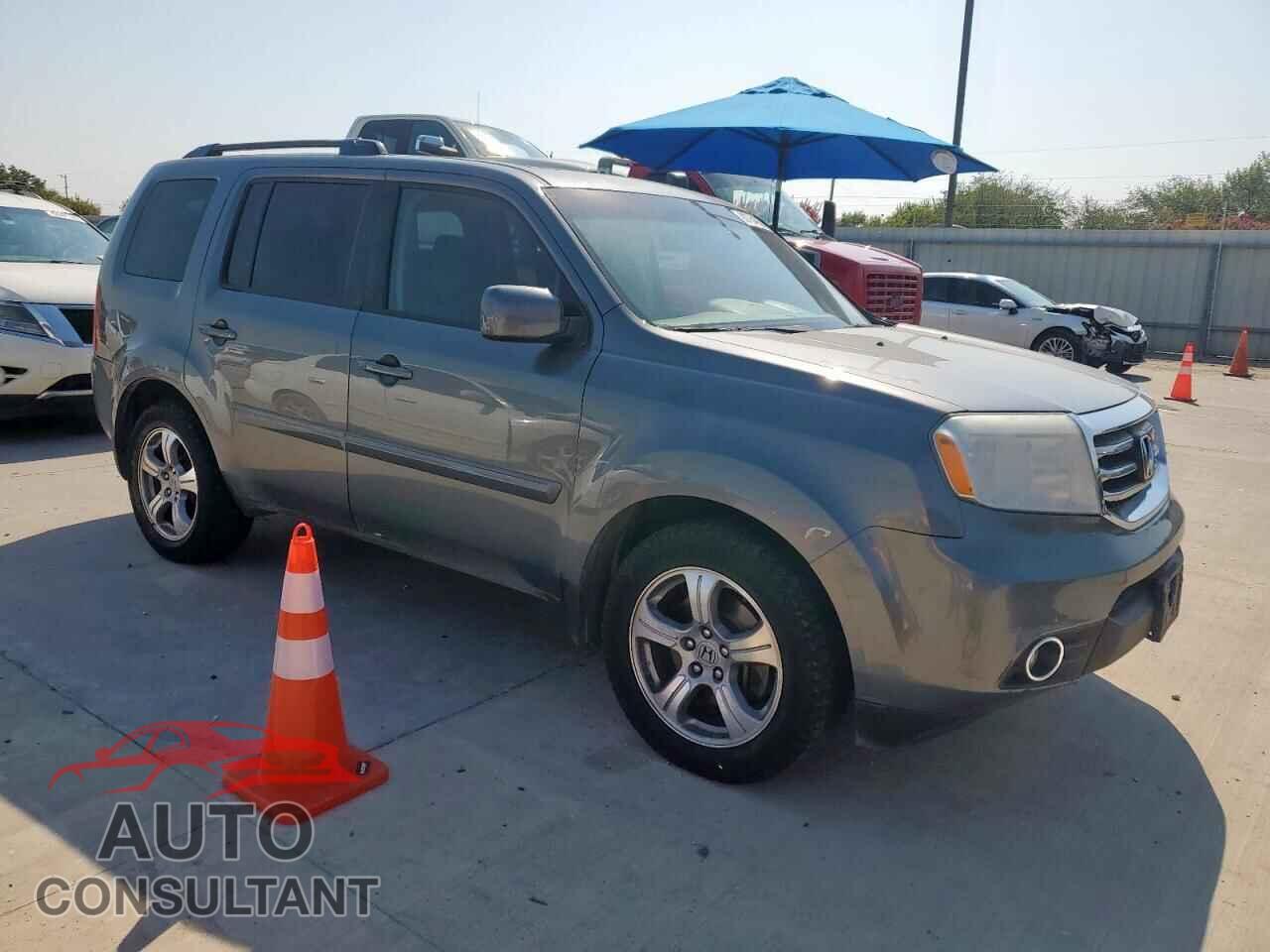HONDA PILOT 2013 - 5FNYF4H67DB070359