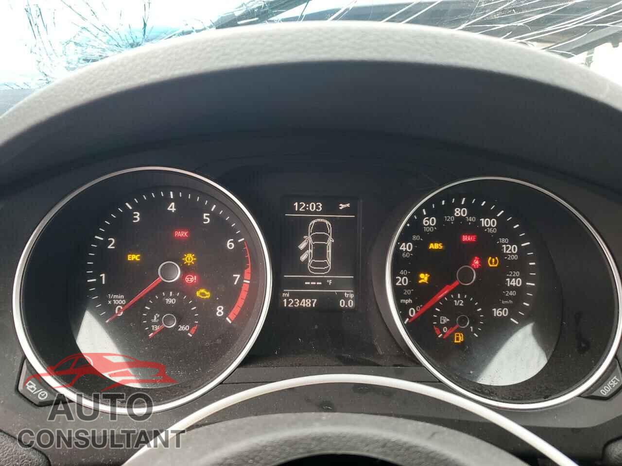 VOLKSWAGEN JETTA 2017 - 3VWDB7AJXHM266370