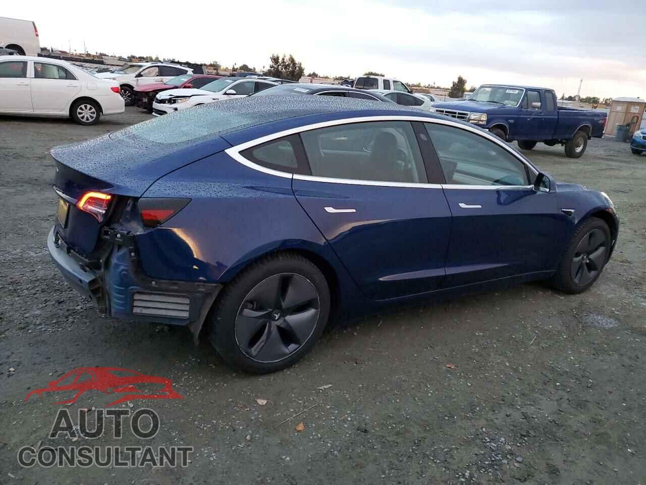 TESLA MODEL 3 2018 - 5YJ3E1EA8JF160958