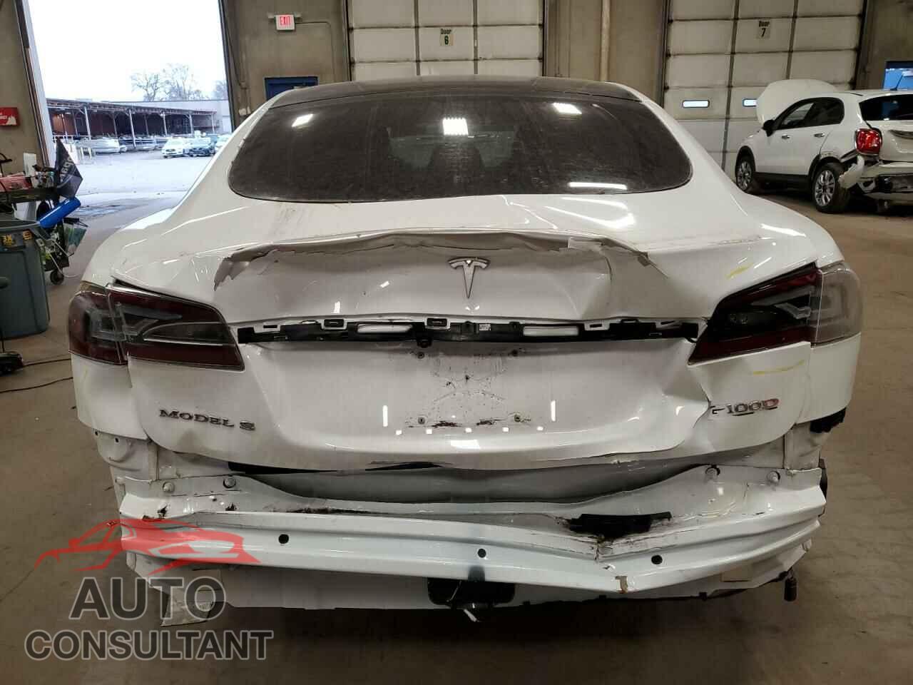 TESLA MODEL S 2017 - 5YJSA1E22HF204429