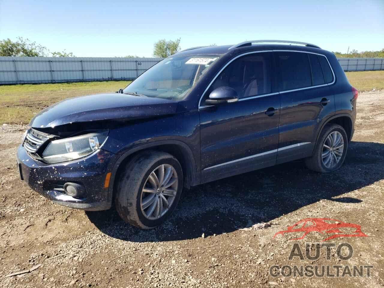 VOLKSWAGEN TIGUAN 2015 - WVGBV7AX0FW572430