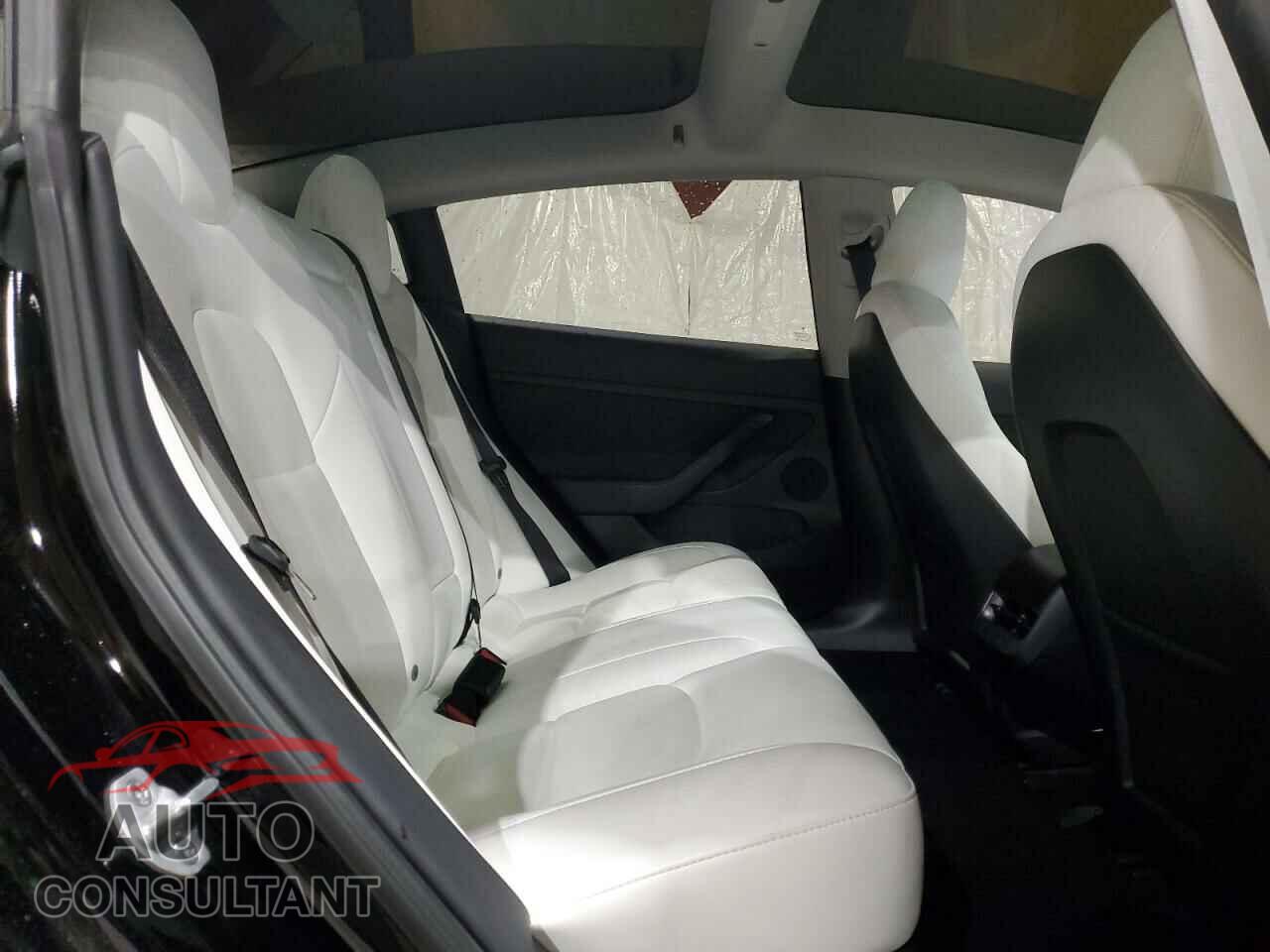 TESLA MODEL 3 2023 - 5YJ3E1EA4PF655604