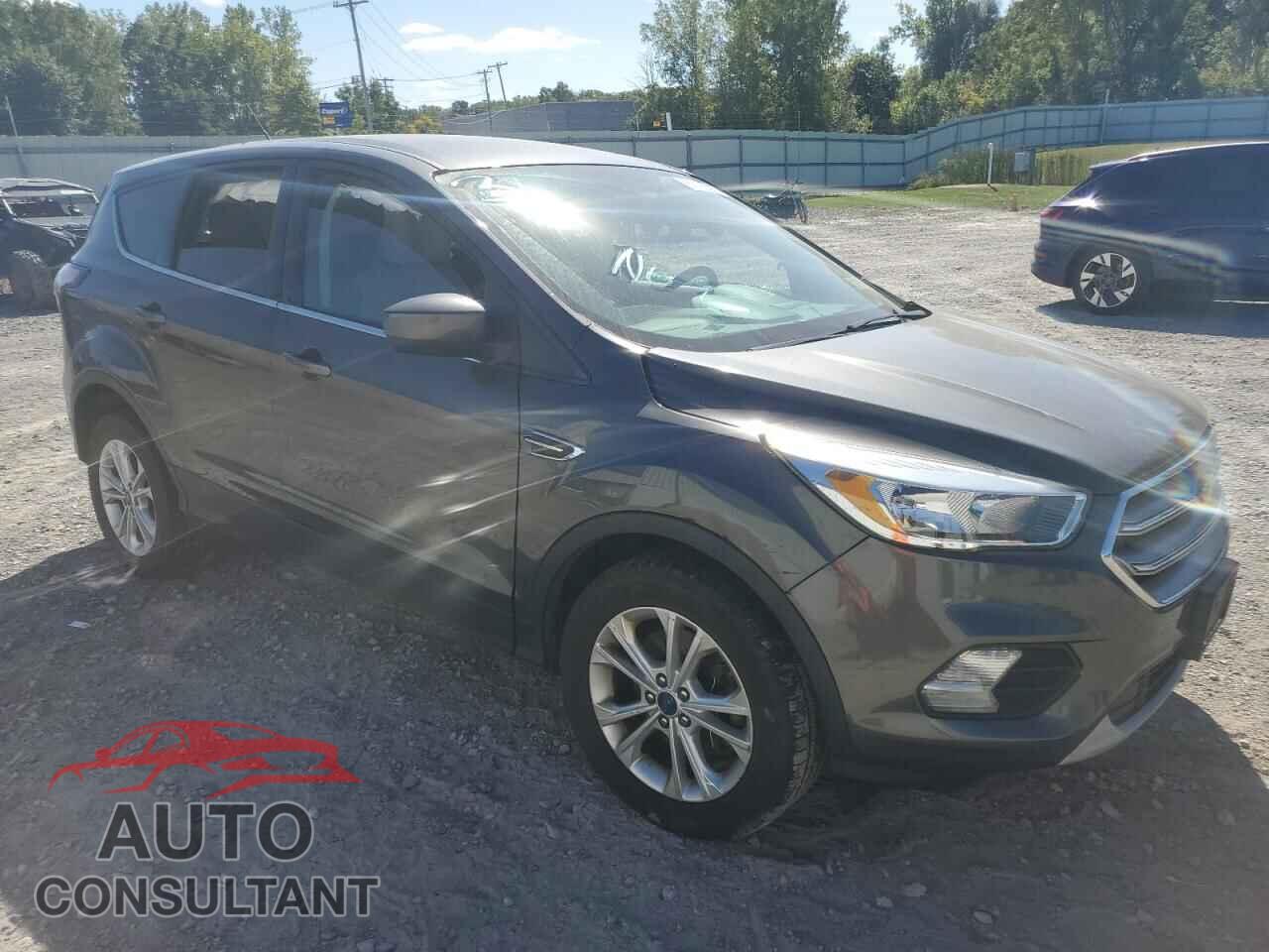 FORD ESCAPE 2017 - 1FMCU9G98HUB71217