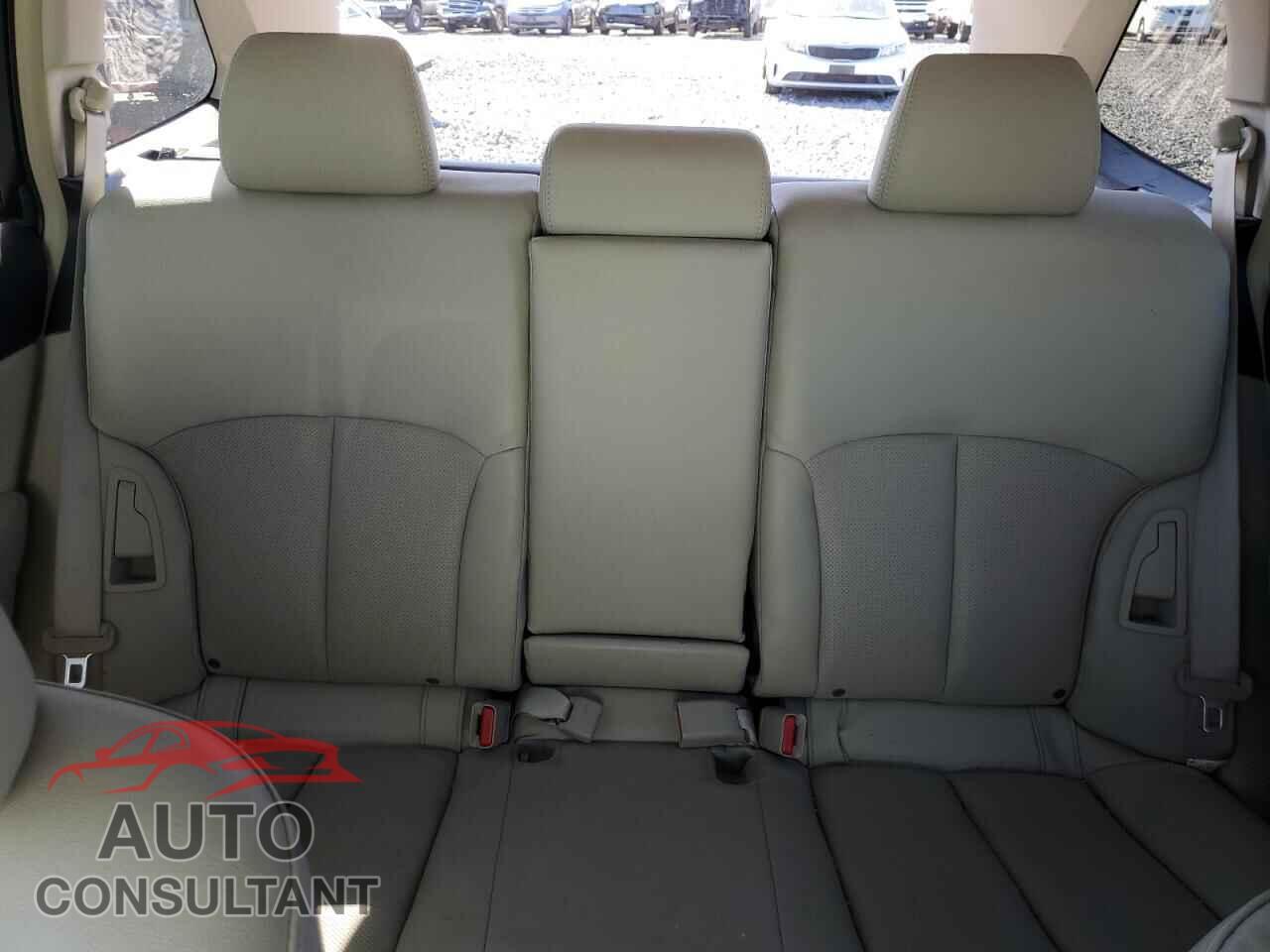 SUBARU OUTBACK 2013 - 4S4BRBLC2D3238237